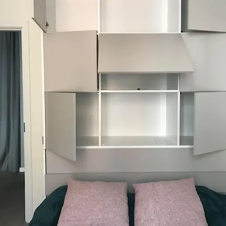 Апартаменты Artsy Flat *