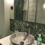 Artsy Flat