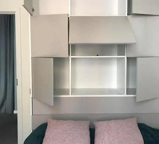 דירה Artsy Flat *